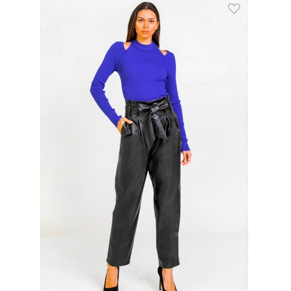 Paper bag pants (faux leather)